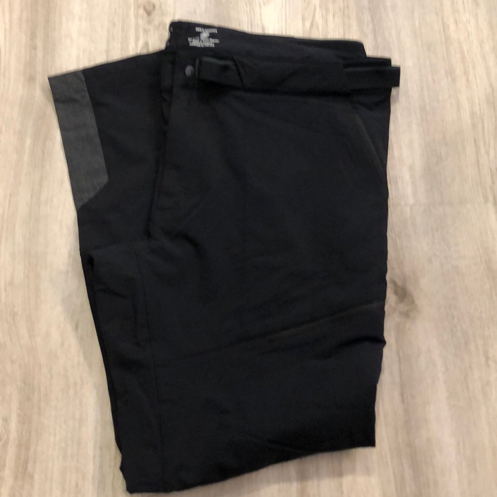 Mountain Hardwear men’s outdoor XL pants